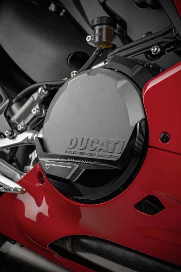 Ducati Billet aluminium clutch cover.